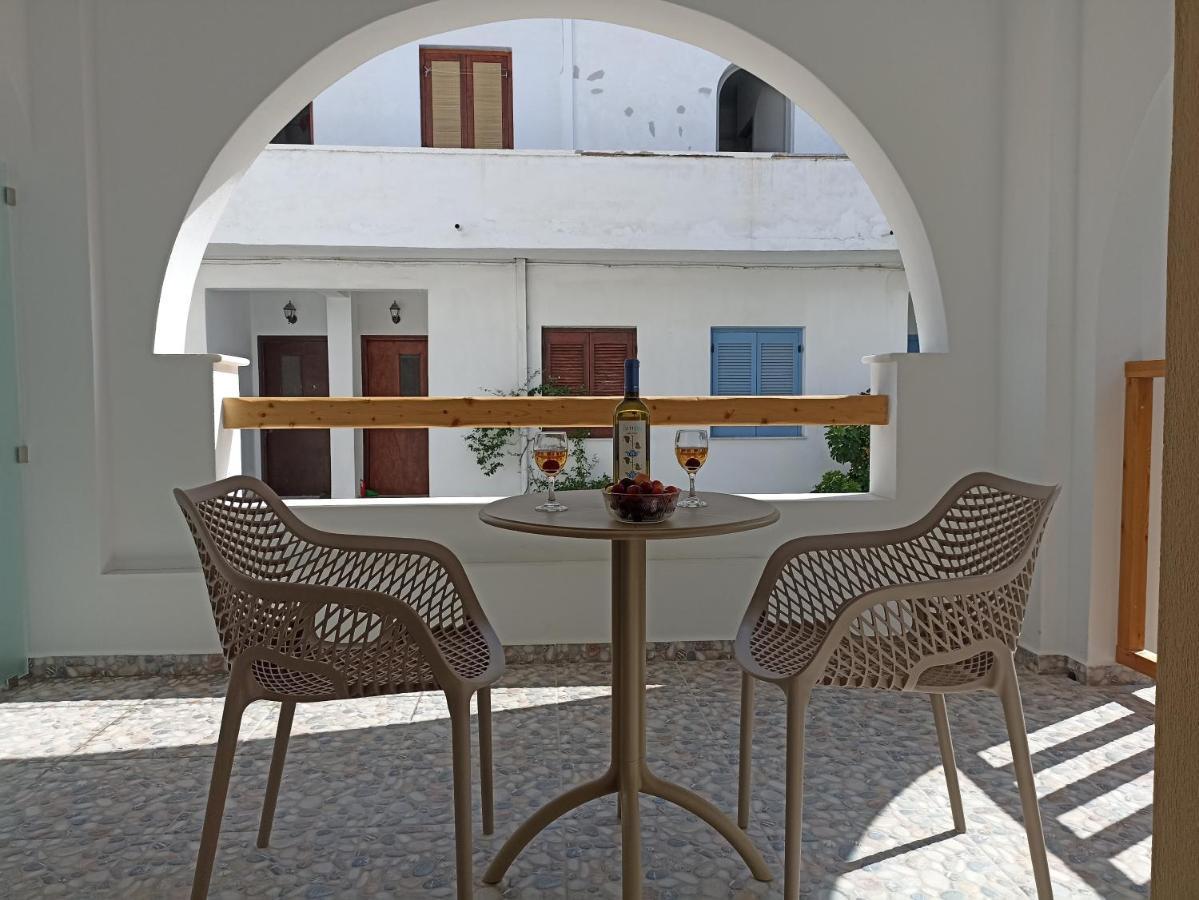 Studios Thiseas Naxos City Экстерьер фото