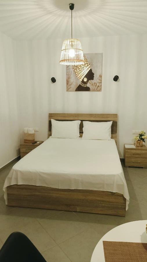 Studios Thiseas Naxos City Экстерьер фото